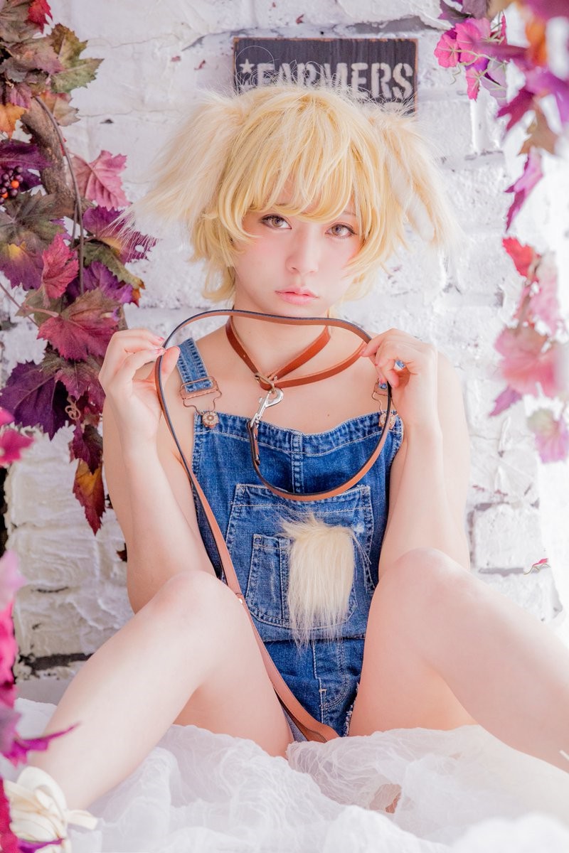 【Cosplay欣赏】樱花妹 星乃まみ 福利cos 贫乳也诱人！